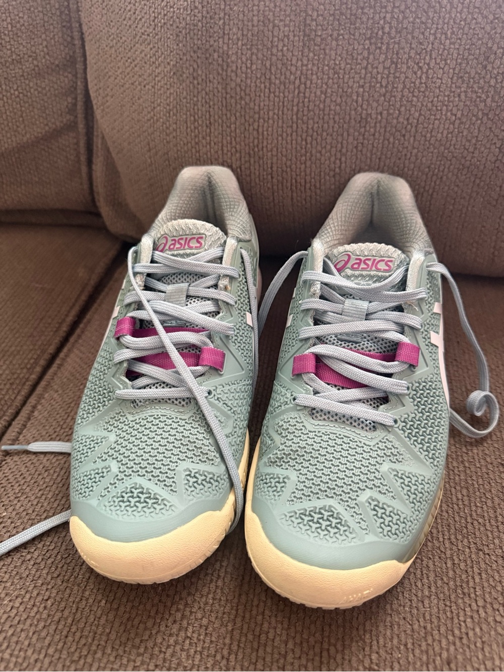 ASICS Gel Resolution 8 Mint Green Women’s Tennis Shoe Size 7.5